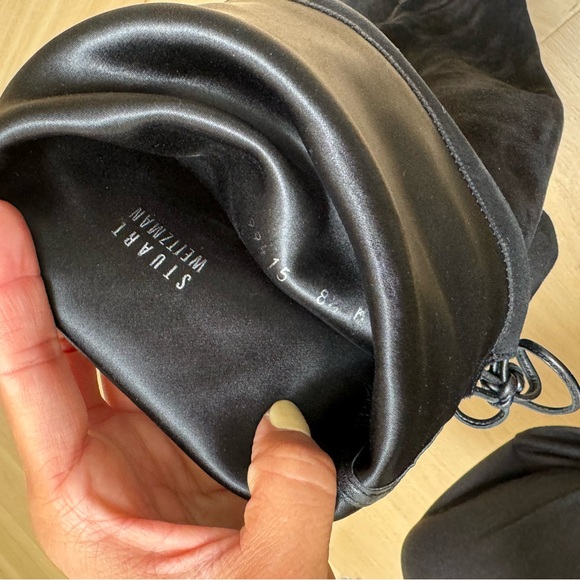 Stuart Weitzman
Vidaland Suede Over-The-Knee Boots Black - Picture 4 of 4